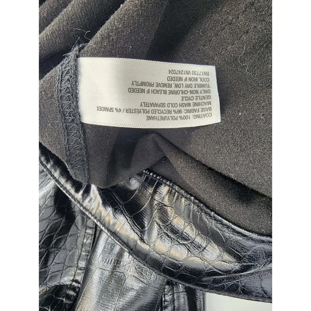 Black Faux Leather Croc Embossed Ankle Pants Size 10 Biker Animal Print Edgy Out
